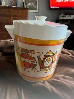 Vintage Style White Plastic Ice Bucket with Yellow and Orange Teapot Print